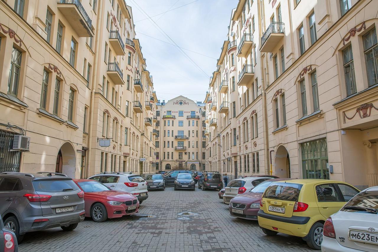 The Suitcase Saint Petersburg Exterior photo